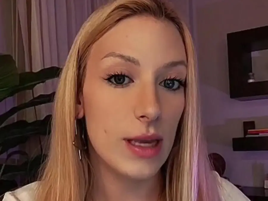 Nessy Guerra in Egitto: «Il divieto di espatrio sulla bambina è lo strumento con cui l'autore di violenza tiene in ostaggio la madre»