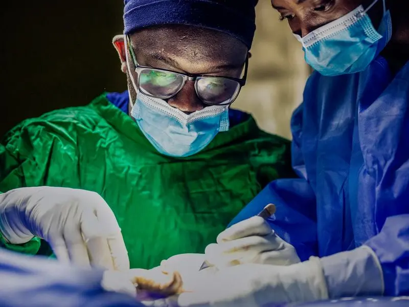 Il diritto di sorridere (e di essere curati), la sfida di Operation Smile