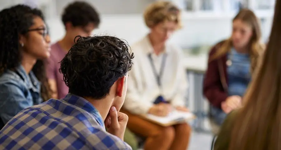 Parla lo psicologo che entra in classe dopo che c’è stato un accoltellamento