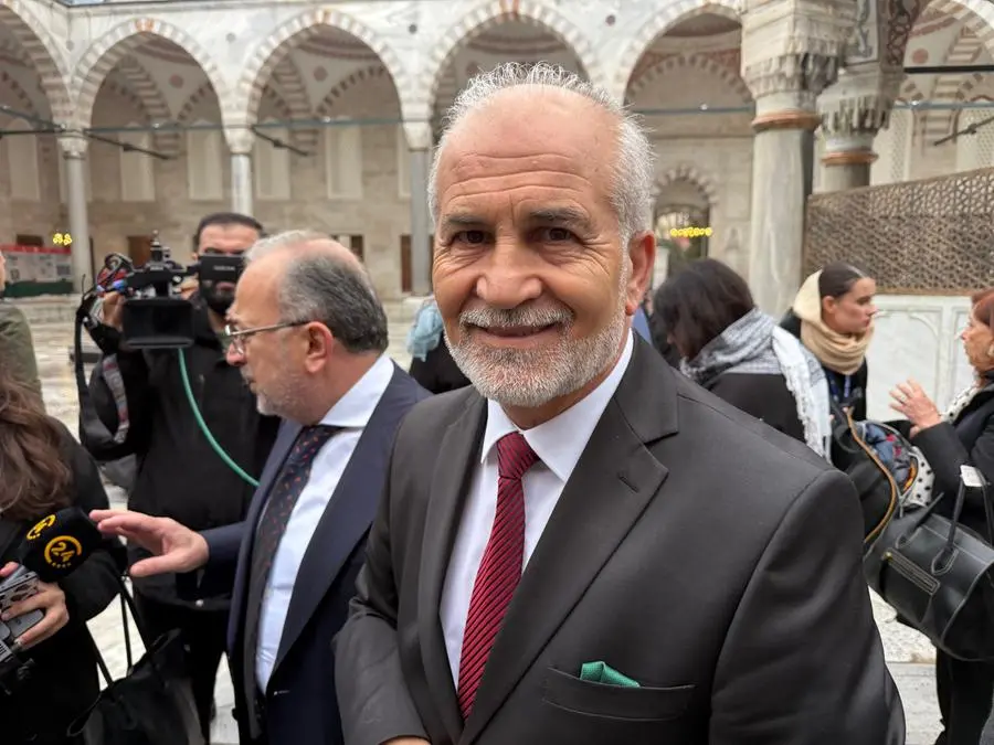 Il muezzin della Moschea blu, Asgin Tunkam